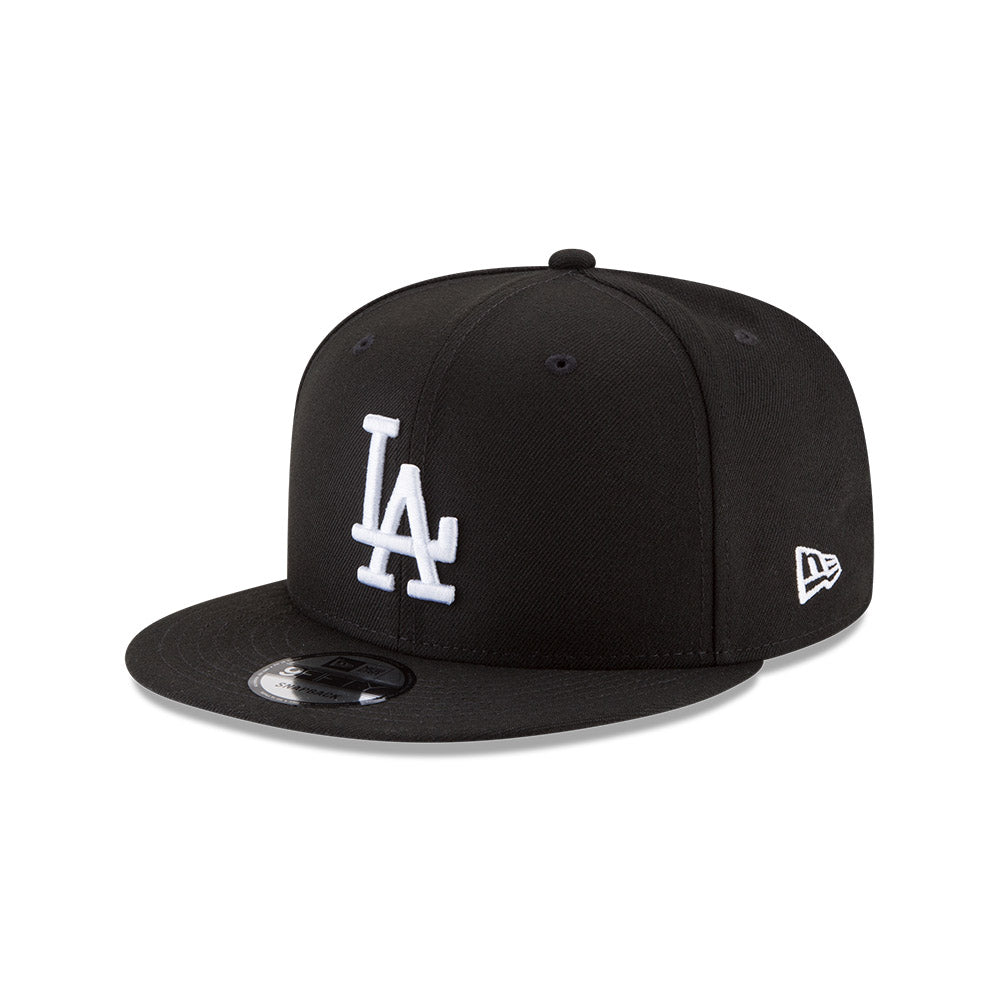 Los Angeles Dodgers New Era Black/White 9FIFTY Snapback Hat product image 1, provided for visual reference and product
