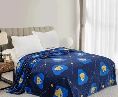 Pumas Queen Size Fluffy Fleece Blanket product image 1, provided for visual reference and product detail review