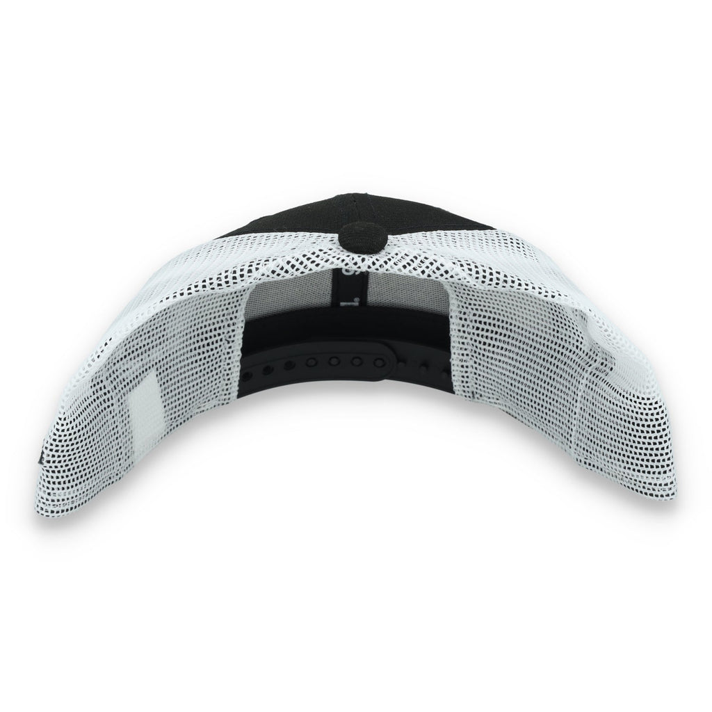 New Era Las Vegas Raiders Throwback Low Profile 9FIFTY Trucker Snapback Hat product image 4, provided for visual reference