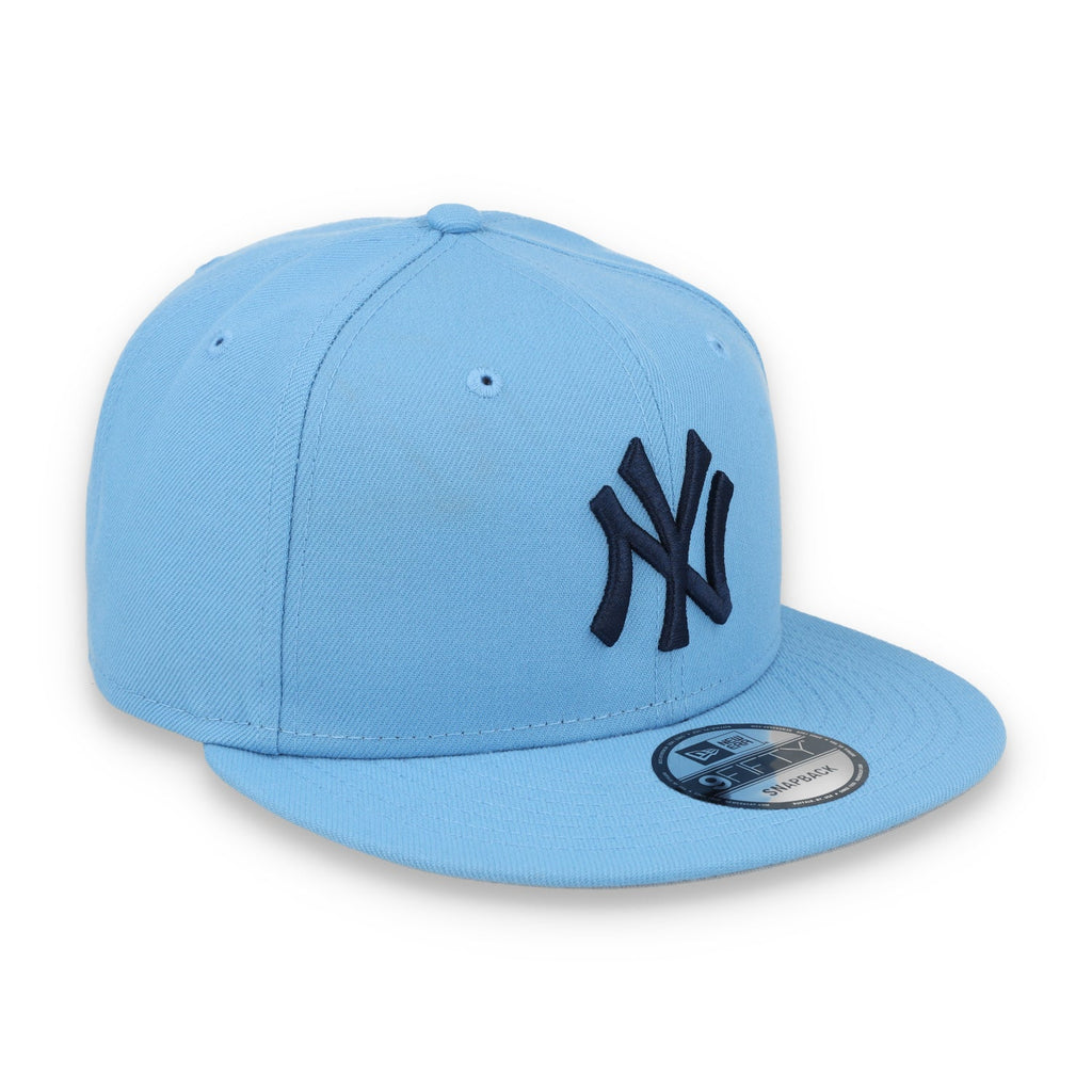 New Era New York Yankees 9FIFTY Snapback Hat - evergreen product image 1, provided for visual reference and product detail