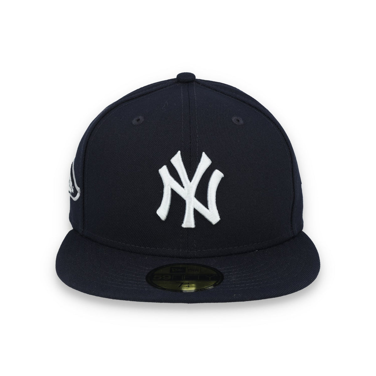 New Era New York Yankess Pennant Side Patch 59FIFTY Fitted Hat product image 2, provided for visual reference and product