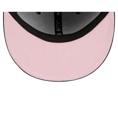 New Era Boston Red Sox Lola Bunny 9FIFTY Snapback Hat product image 7, provided for visual reference and product detail