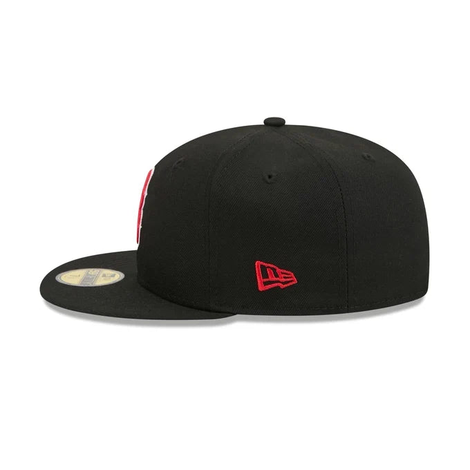 New Era Boston Red Sox Black Basic 59FIFTY Fitted product image 4, provided for visual reference and product detail review