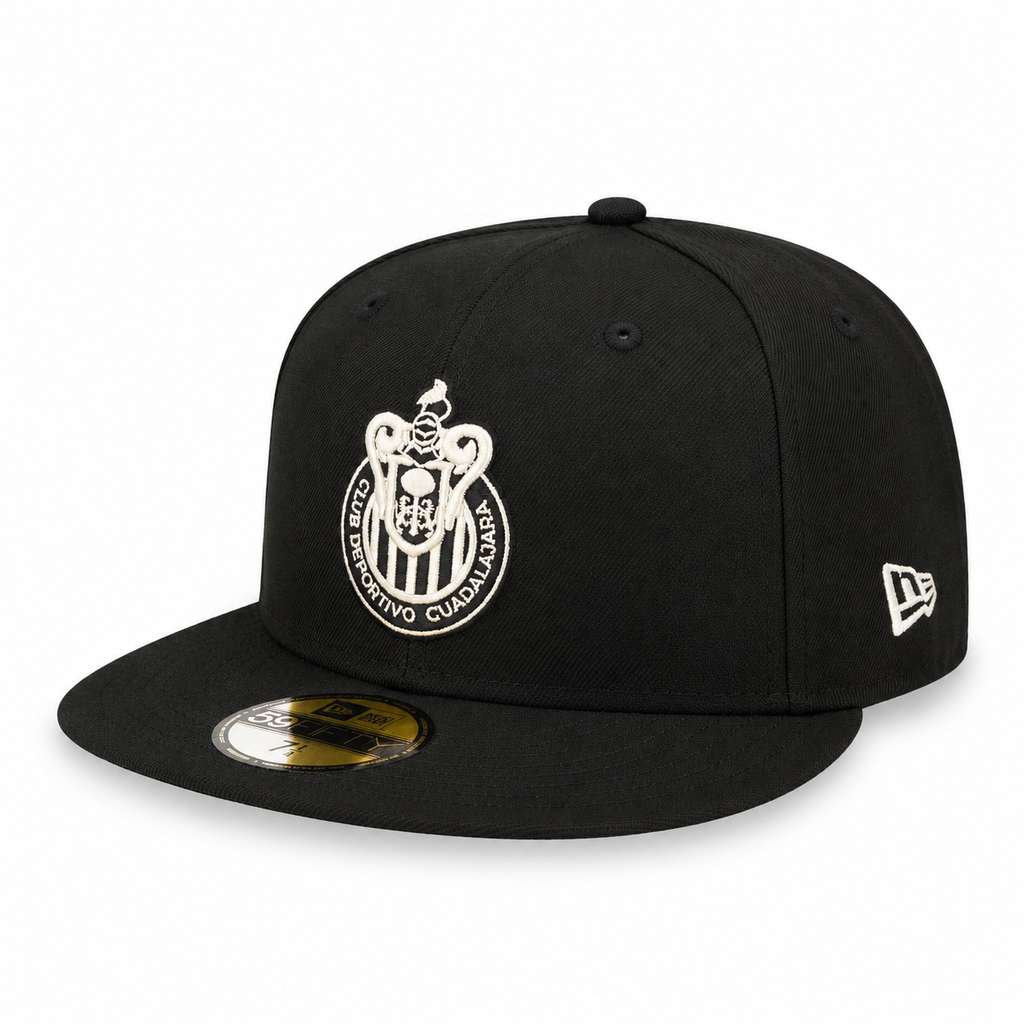 New Era Chivas De Guadalajara 59Fifty Fitted Hat - Black/White product image 5, provided for visual reference and product