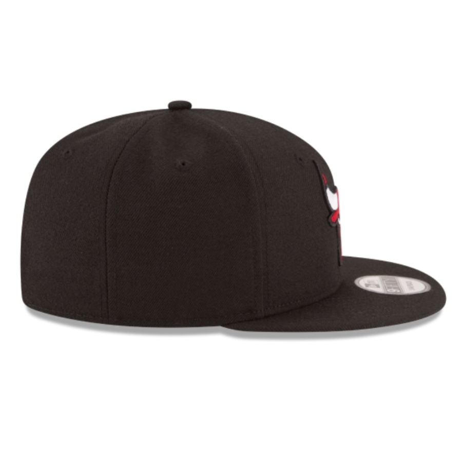 CHICAGO BULLS BLACK HIGH CROWN 9FIFTY Snapback product image 4, provided for visual reference and product detail review
