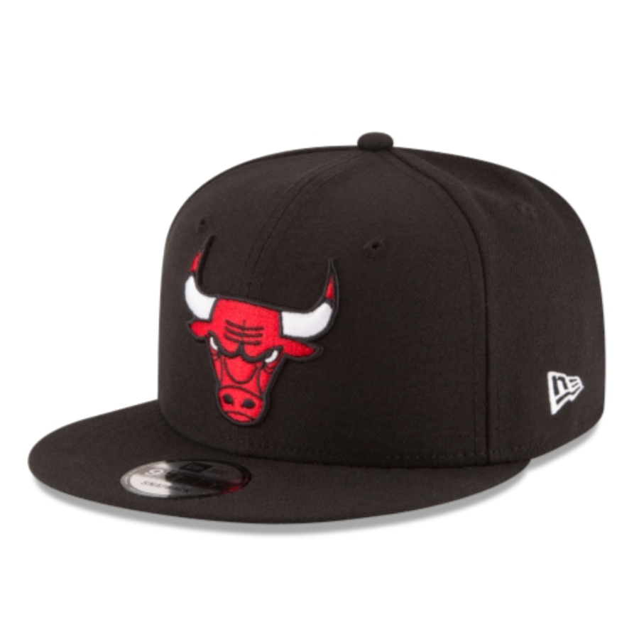 CHICAGO BULLS BLACK HIGH CROWN 9FIFTY Snapback product image 1, provided for visual reference and product detail review