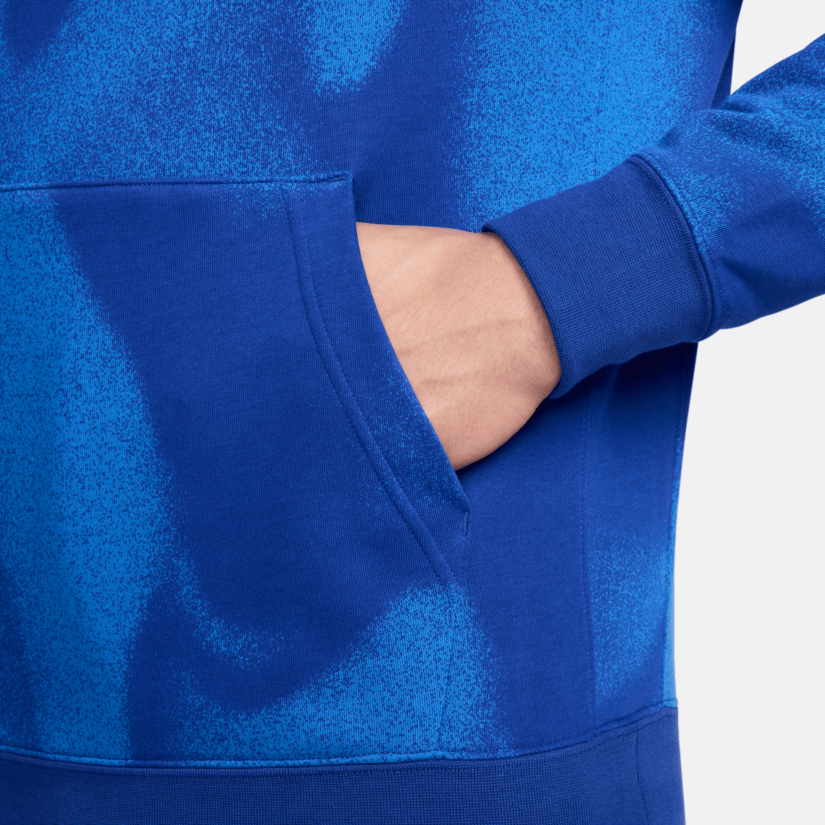 Nike U.S. Club Men Pullover Soccer Hoodie product image 4, provided for visual reference and product detail review