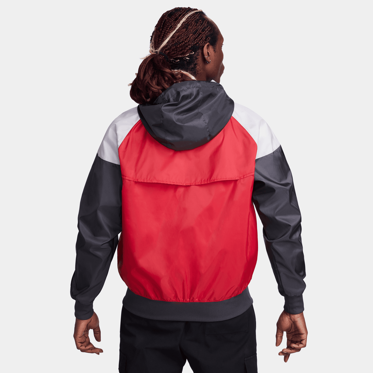 Nike Liverpool FC Men Sport Essentials Wind Runner product image 2, provided for visual reference and product detail review