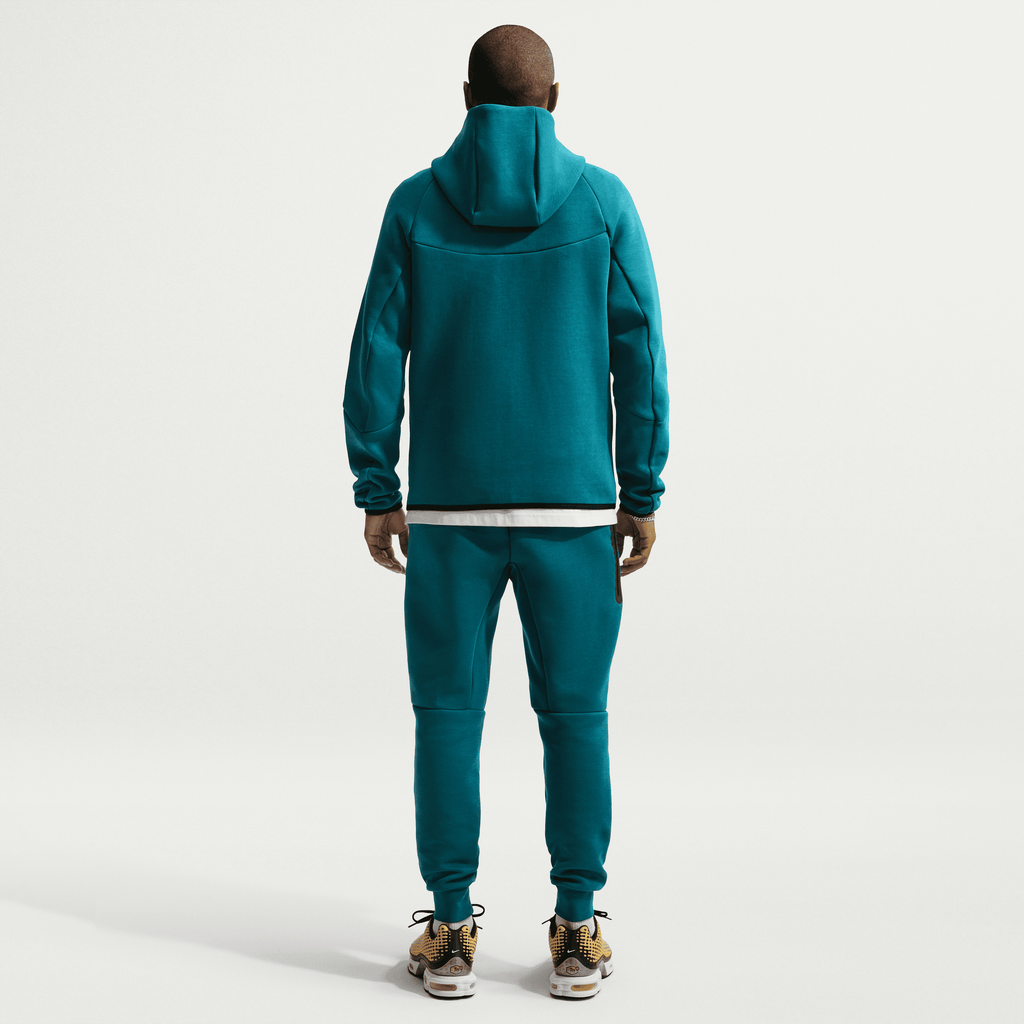 Nike Brazil Tech Fleece Windrunner Men Soccer Full-Zip Hoodie product image 3, provided for visual reference and product