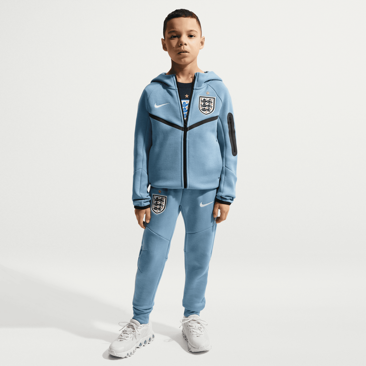 Nike England Tech Fleece Big Kids' (Boys') Soccer Full-Zip Hoodie product image 3, provided for visual reference and product