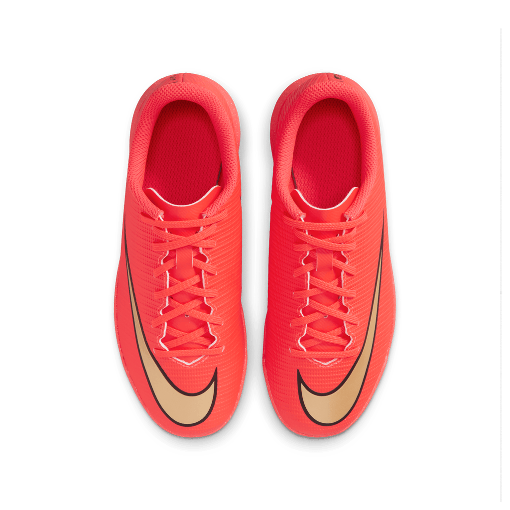 Nike Jr. Mercurial Vapor 17 Club Big Kids' Turf Low-Top Soccer Shoes- BRIGHT CRIMSON/BLUR product image 5, provided for