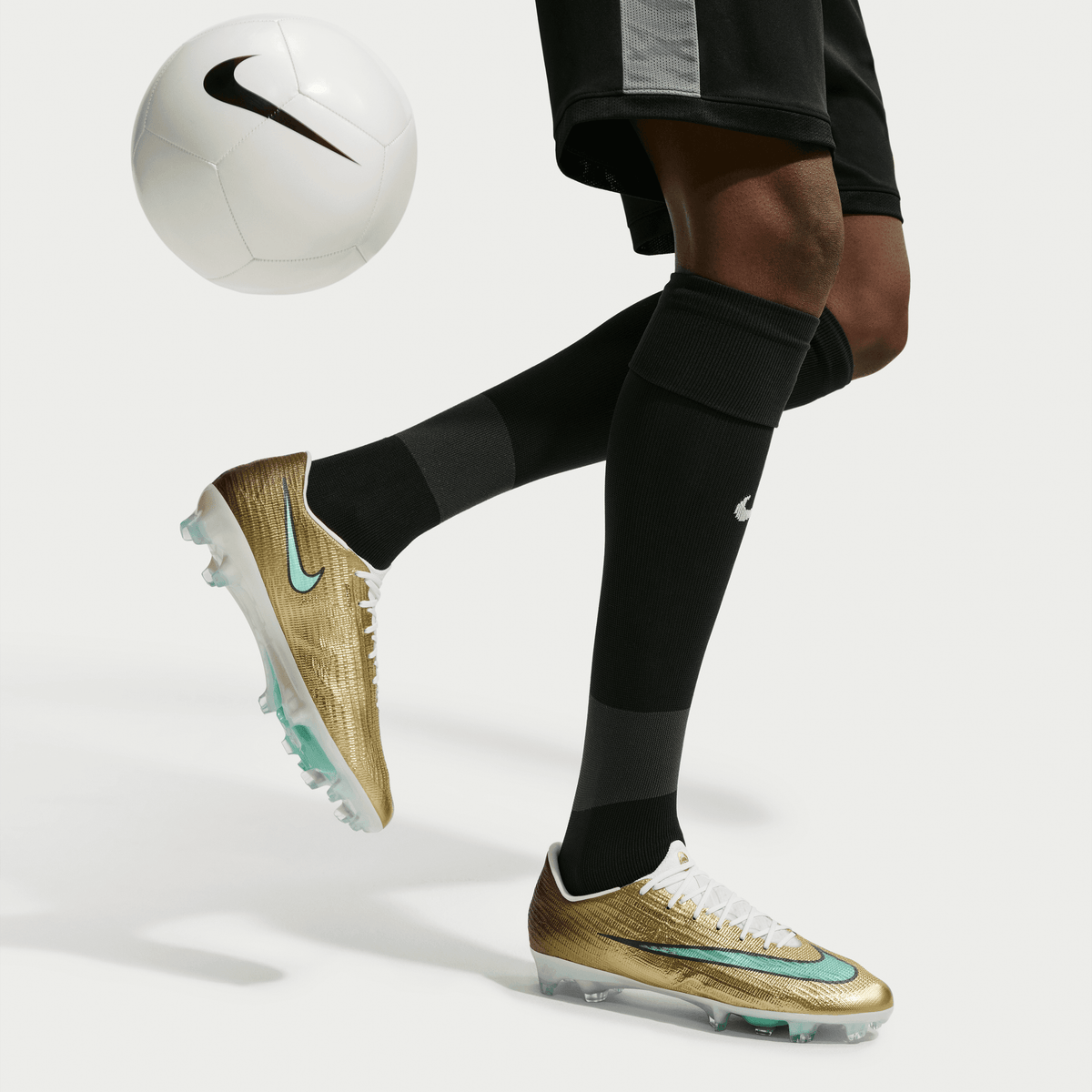 Nike Mercurial Superfly 11 Elite "Kylian Mbappé"/ FG- Metallic Gold/Green Glow product image 14, provided for visual