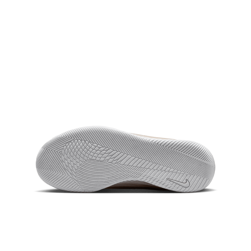 Nike Jr. Mercurial Superfly 11 Club "Kylian Mbappé" Indoor - METALLIC GOLD/GREEN GLOW product image 4, provided for visual