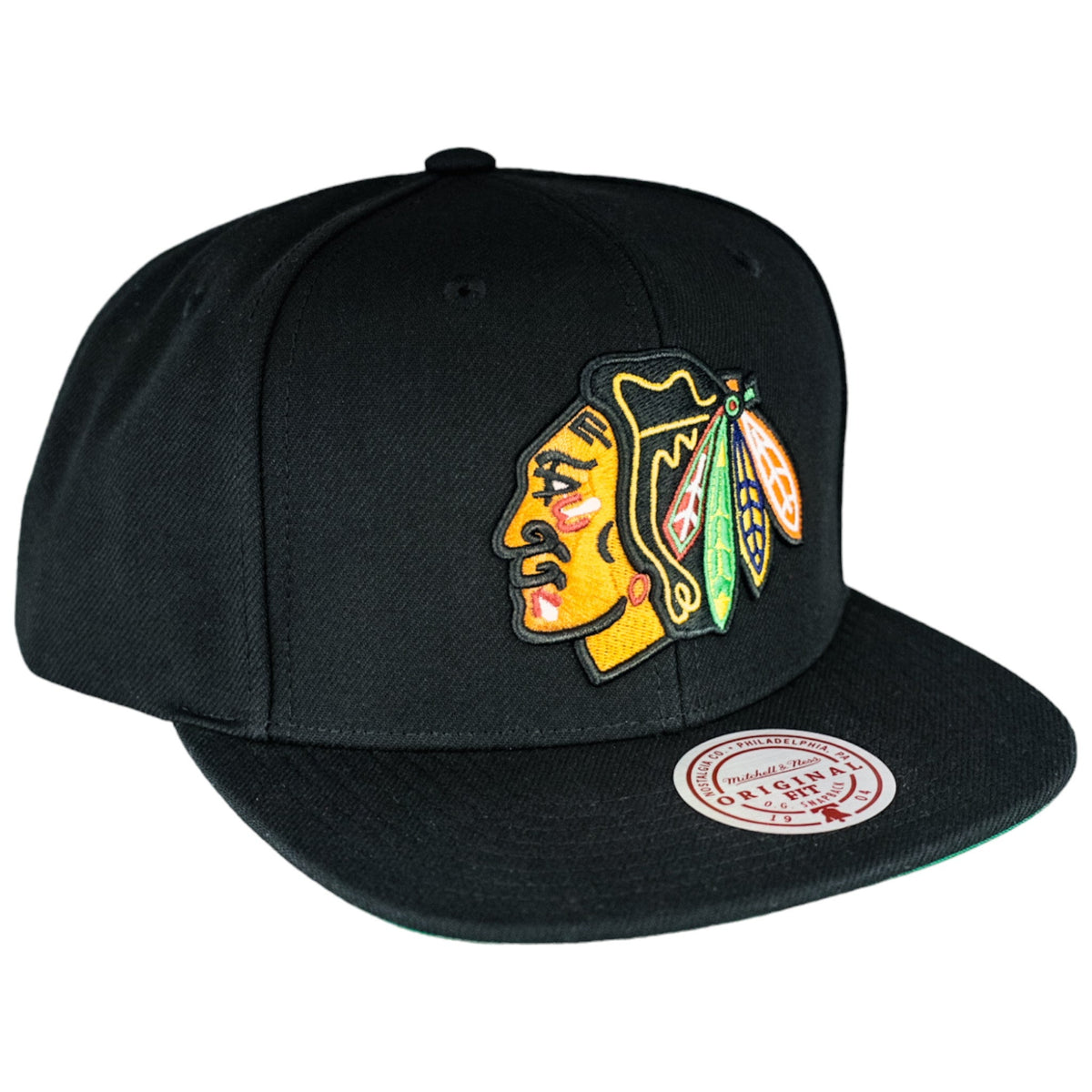 Chicago Blackhawks Black Mitchell & Ness Snapback Hat product image 1, provided for visual reference and product detail