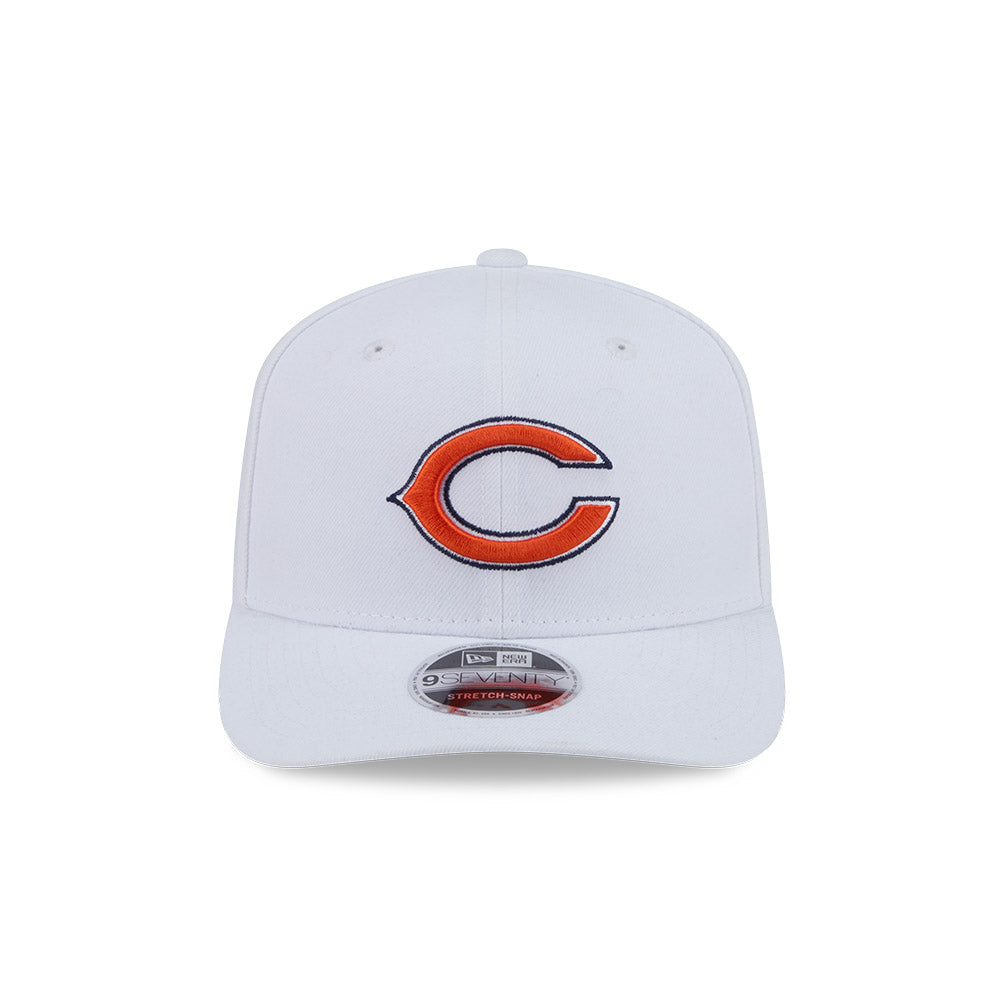 Chicago Bears New Era 9SEVENTY White EG Performance Stretch-Snap Adjustable Hat product image 2, provided for visual