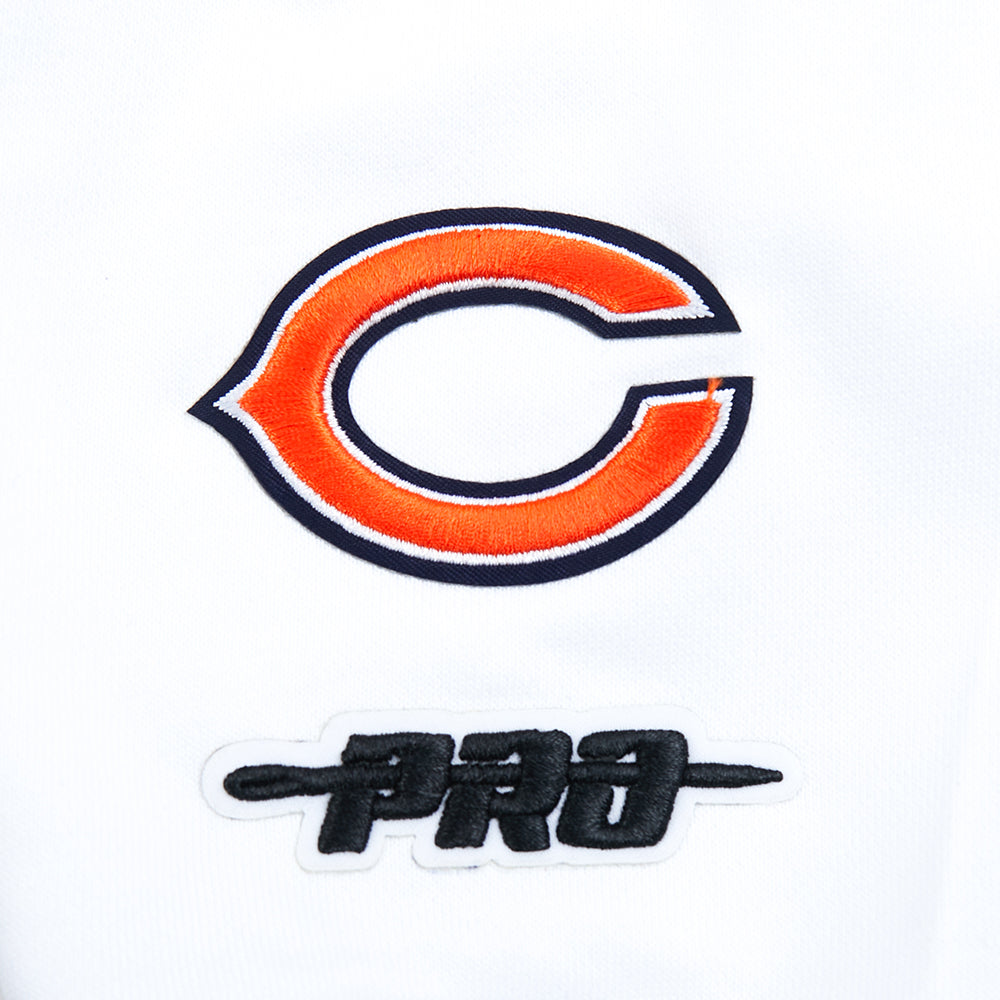 Chicago Bears Pro Standard Women White Wingspan Crewneck Sweatshirt product image 7, provided for visual reference and