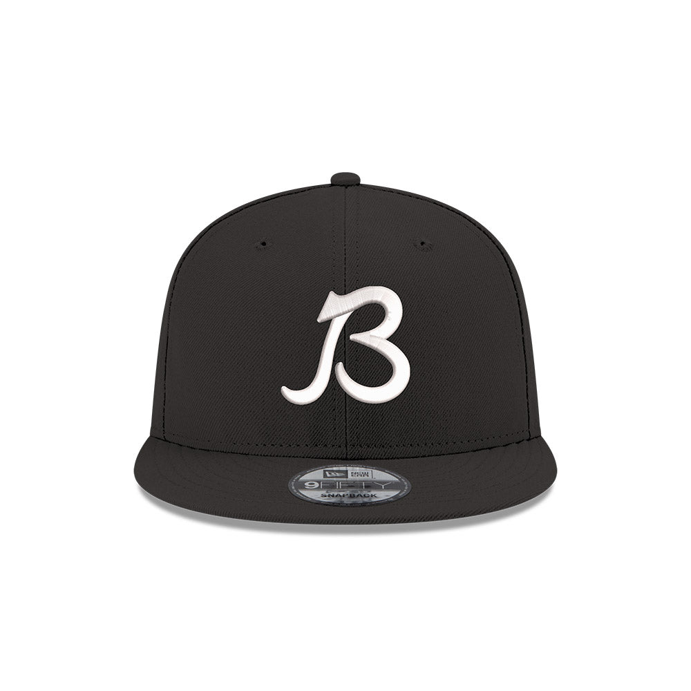 Chicago Bears Script B New Era 9FIFTY Black Snapback Hat product image 3, provided for visual reference and product detail