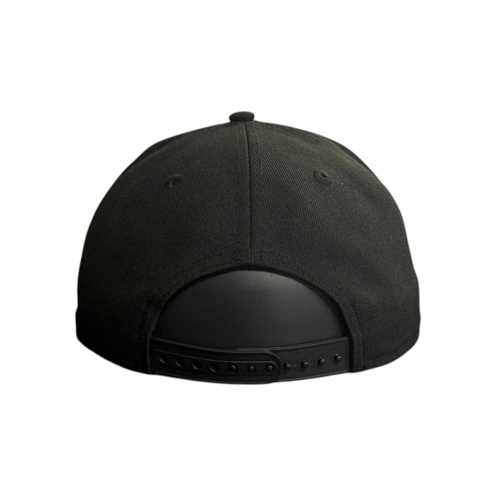 Chicago Blackhawks New Era Black White 9FIFTY Snapback Hat product image 7, provided for visual reference and product detail