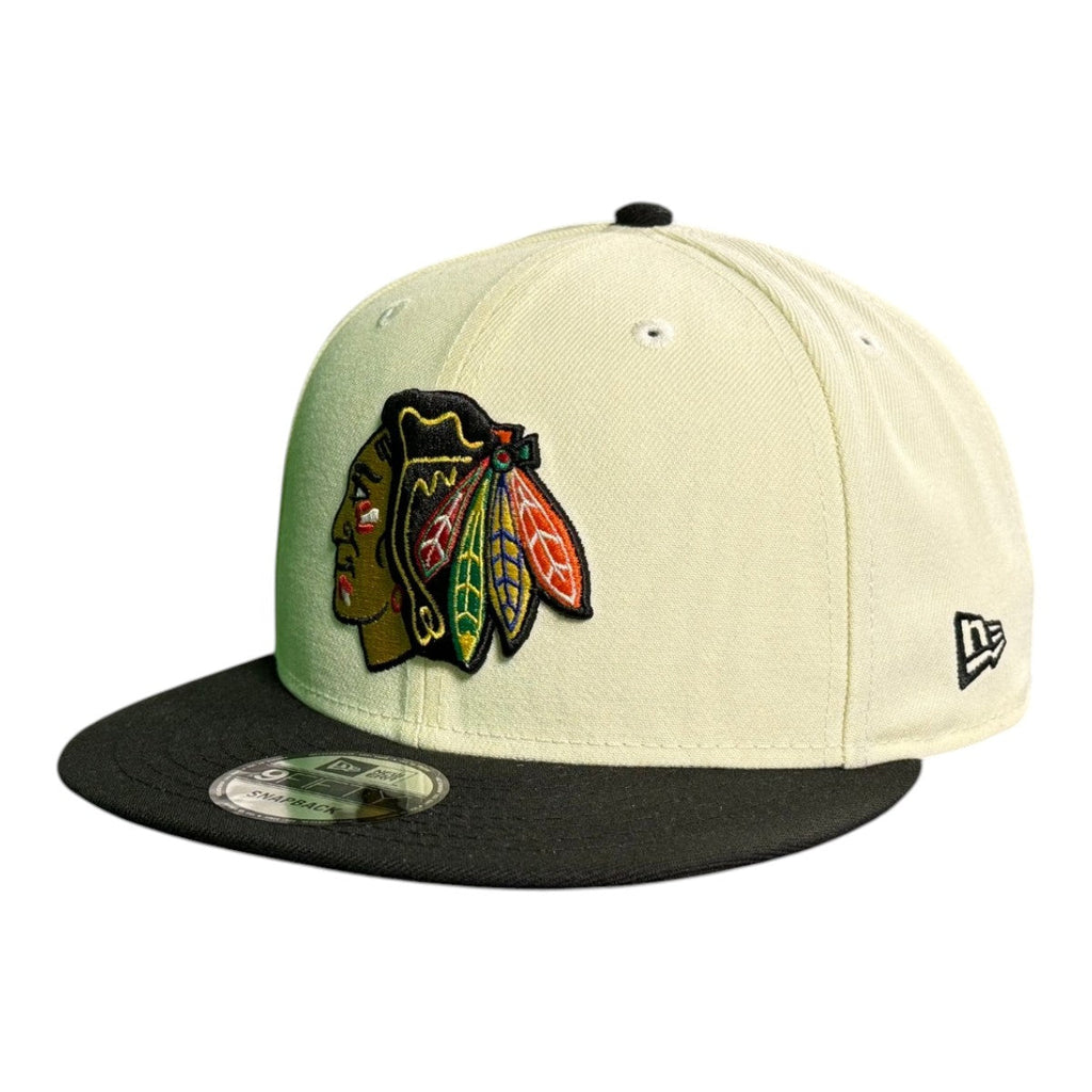 Chicago Blackhawks New Era Chrome/Black 9FIFTY Snapback Hat product image 3, provided for visual reference and product
