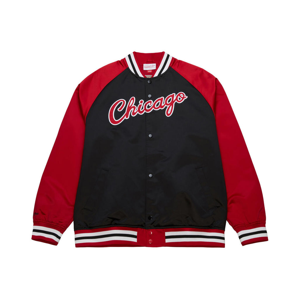 Chicago Bulls Mitchell & Ness Double Clutch Satin Jacket product image 1, provided for visual reference and product detail