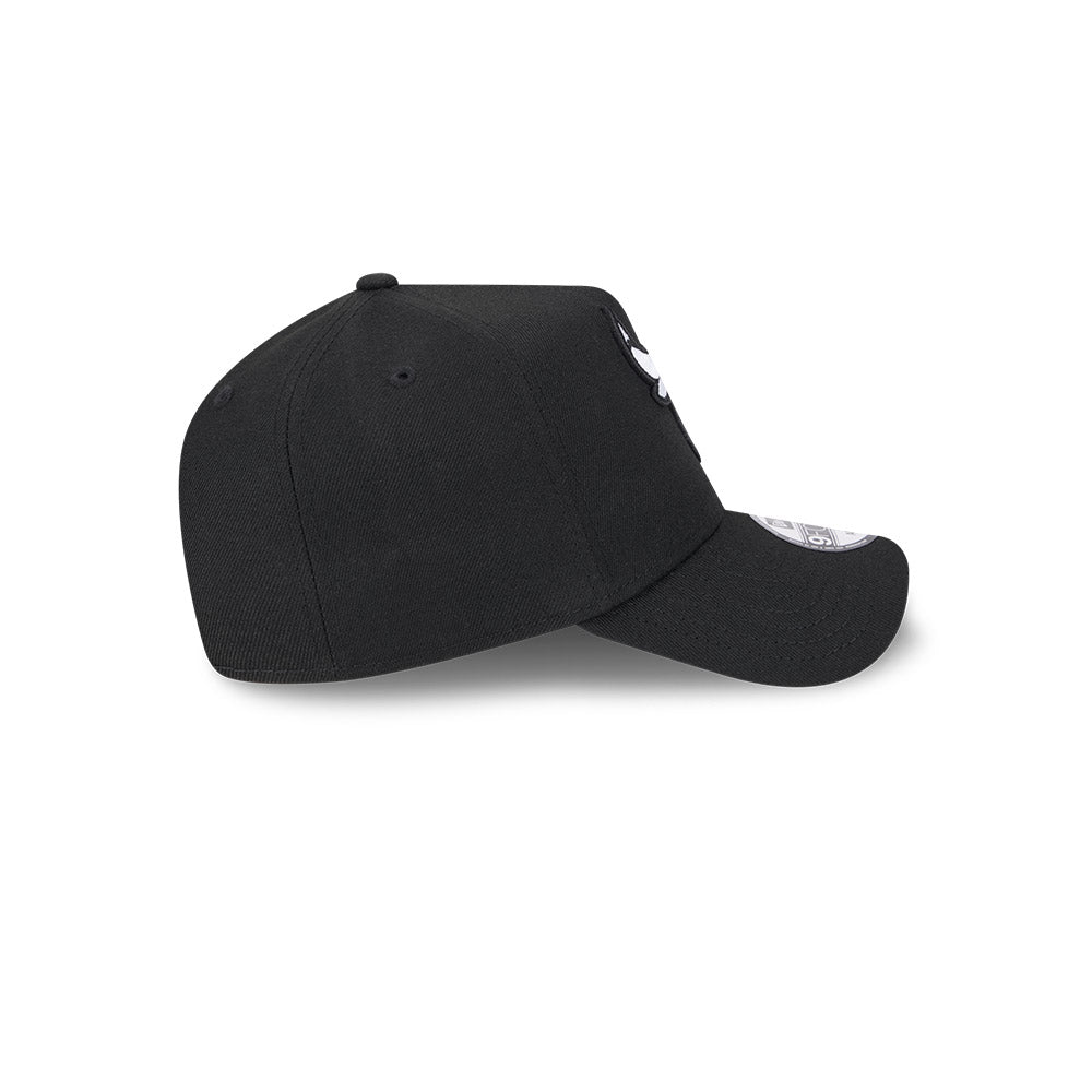 Chicago Bulls New Era 9FORTY A-Frame Black/White Adjustable Hat product image 4, provided for visual reference and product
