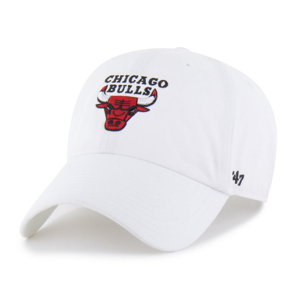 Chicago Bulls '47 White Primary Logo Clean Up Adjustable Hat product image 1, provided for visual reference and product