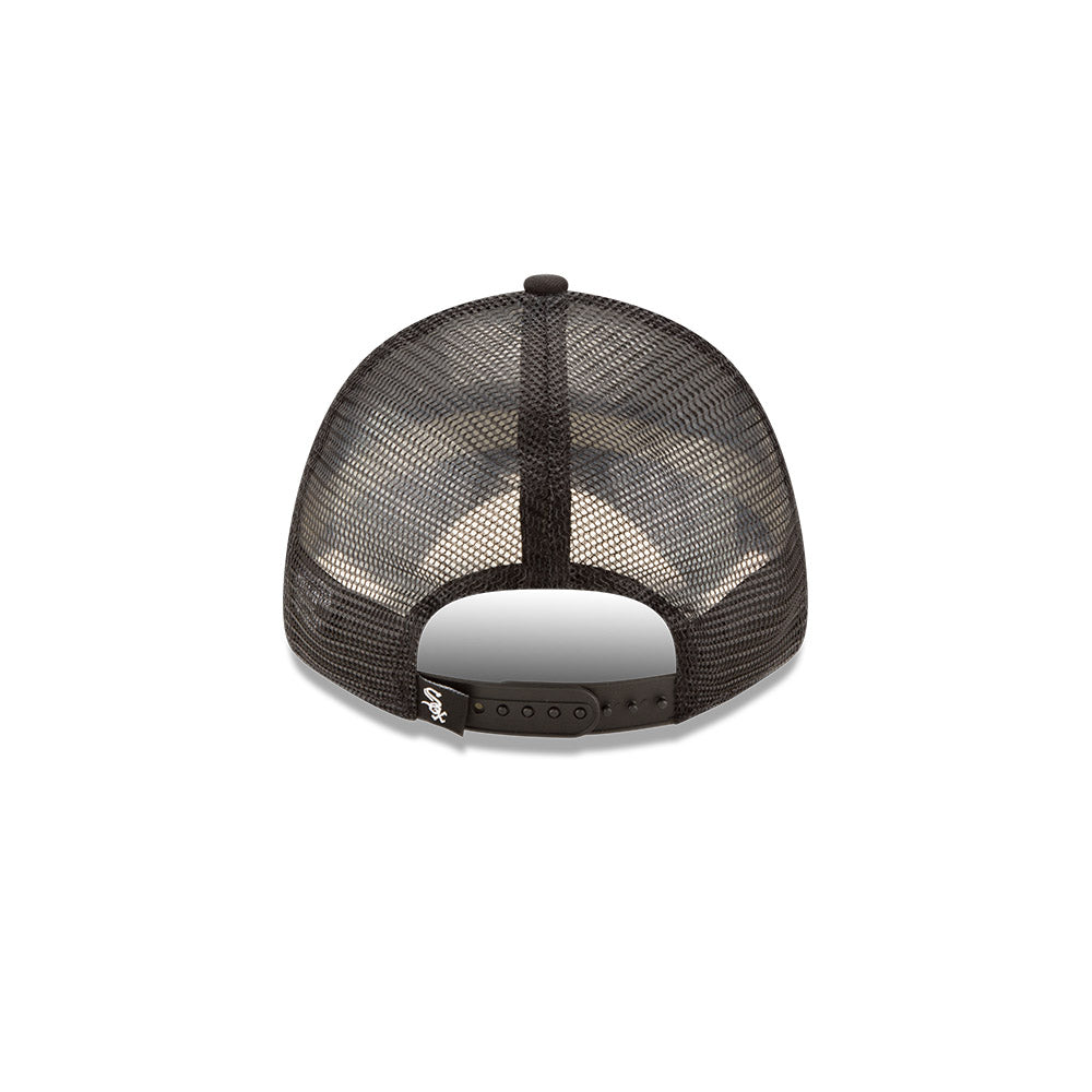Chicago White Sox New Era Black 9FORTY Trucker Adjustable Hat product image 4, provided for visual reference and product