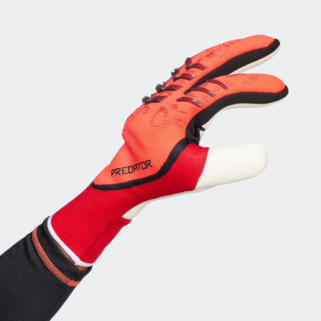 Adidas Predator GL Pro FingerSave Gloves product image 2, provided for visual reference and product detail review
