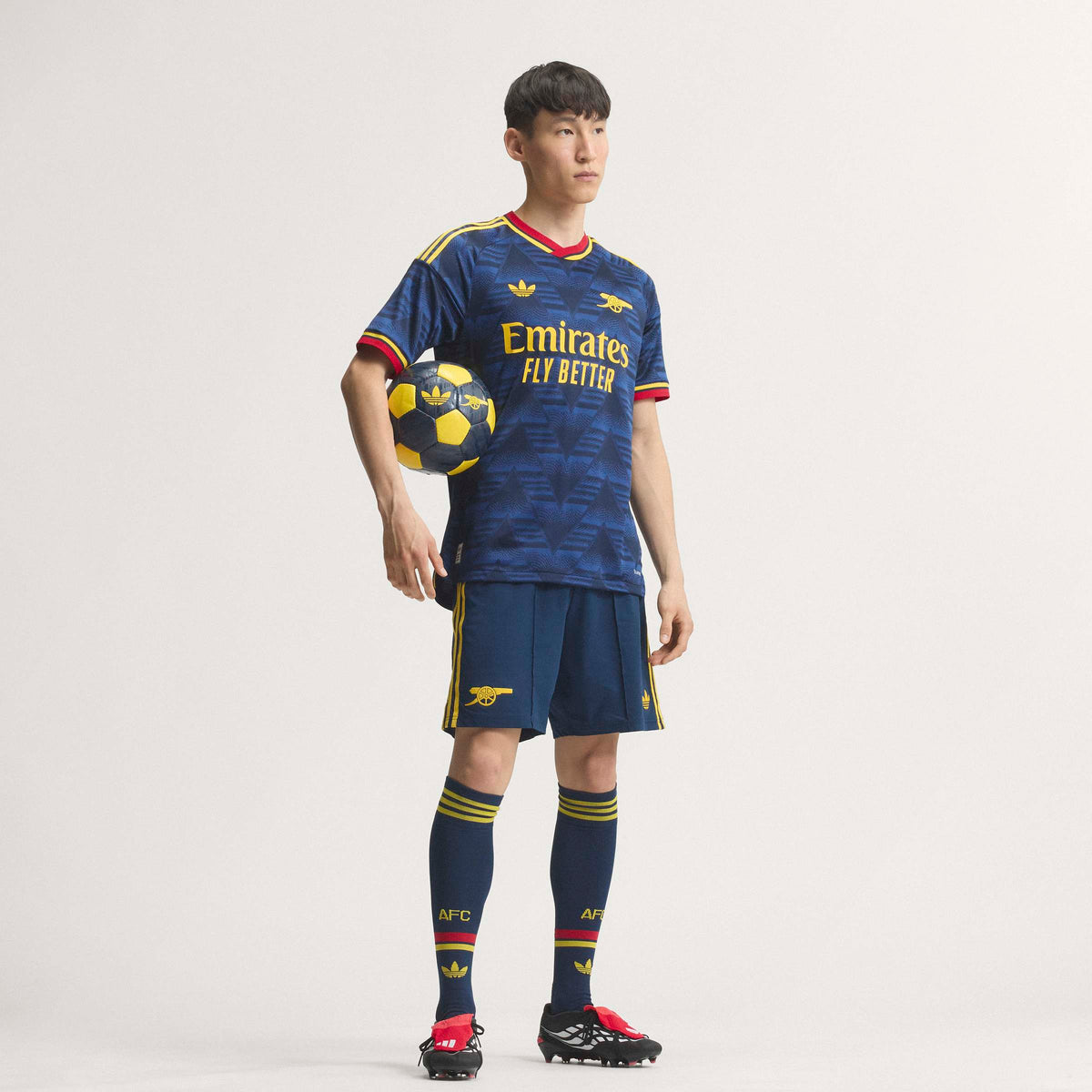 Adidas Men Arsenal FC Away Authentic Jersey 26/27 product image 14, provided for visual reference and product detail review