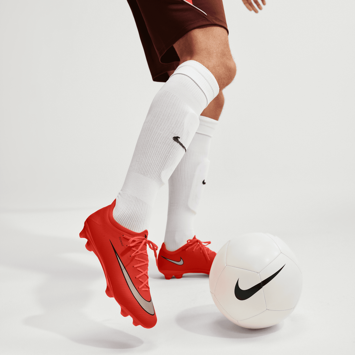 Nike Mercurial Vapor 17 Pro Youth Firm-Ground Low-Top FG-BRIGHT CRIMSON/BLUR product image 9, provided for visual reference