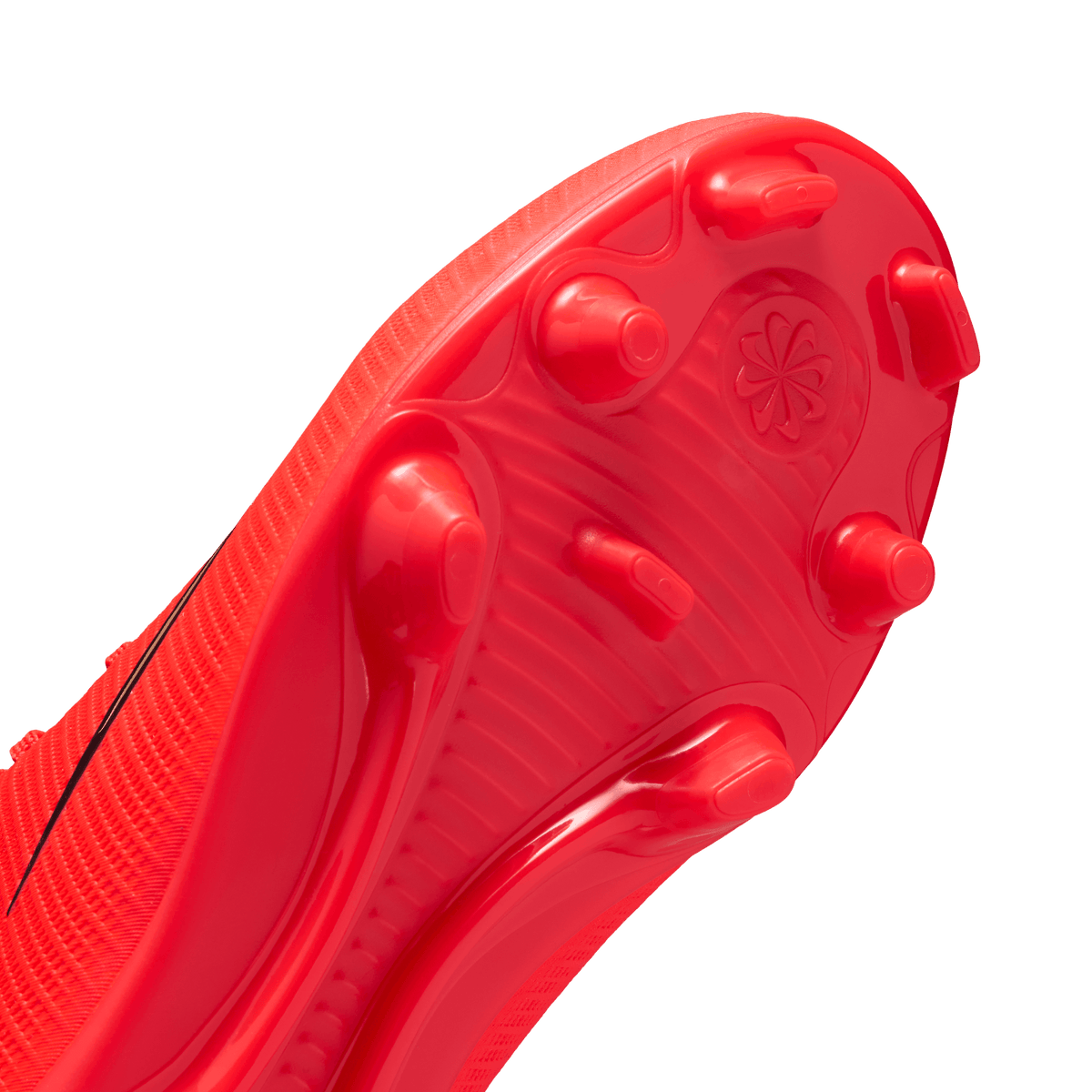 Nike Jr. Mercurial Vapor 17 Club Big Kids' MG/FG-BRIGHT CRIMSON/BLUR product image 9, provided for visual reference and