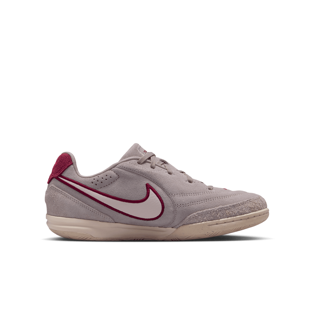 Nike Jr. Tiempo Streetgato PRM Big Kids' Indoor/Court Low-Top Soccer Shoes-Moon Particle/chalk-team Red product image 8,