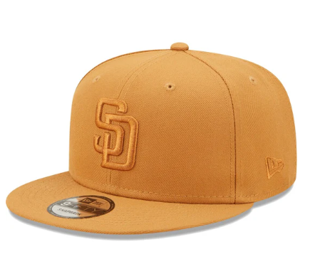 New Era San Diego Padres 9FIFTY Snapback Hat - Khaki product image 1, provided for visual reference and product detail review
