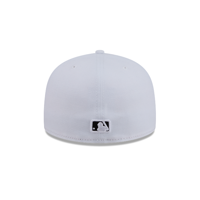 New Era San Francisco Giants Color Basic 59FIFTY Fitted Hat - White/Black product image 4, provided for visual reference and