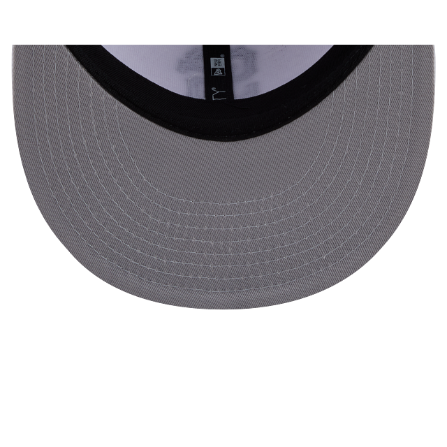 New Era San Francisco Giants Color Basic 59FIFTY Fitted Hat - White/Black product image 7, provided for visual reference and
