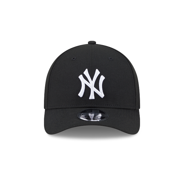 New New York Yankees 9FORTY M-Crown Adjustable Hat-Black on White product image 2, provided for visual reference and product