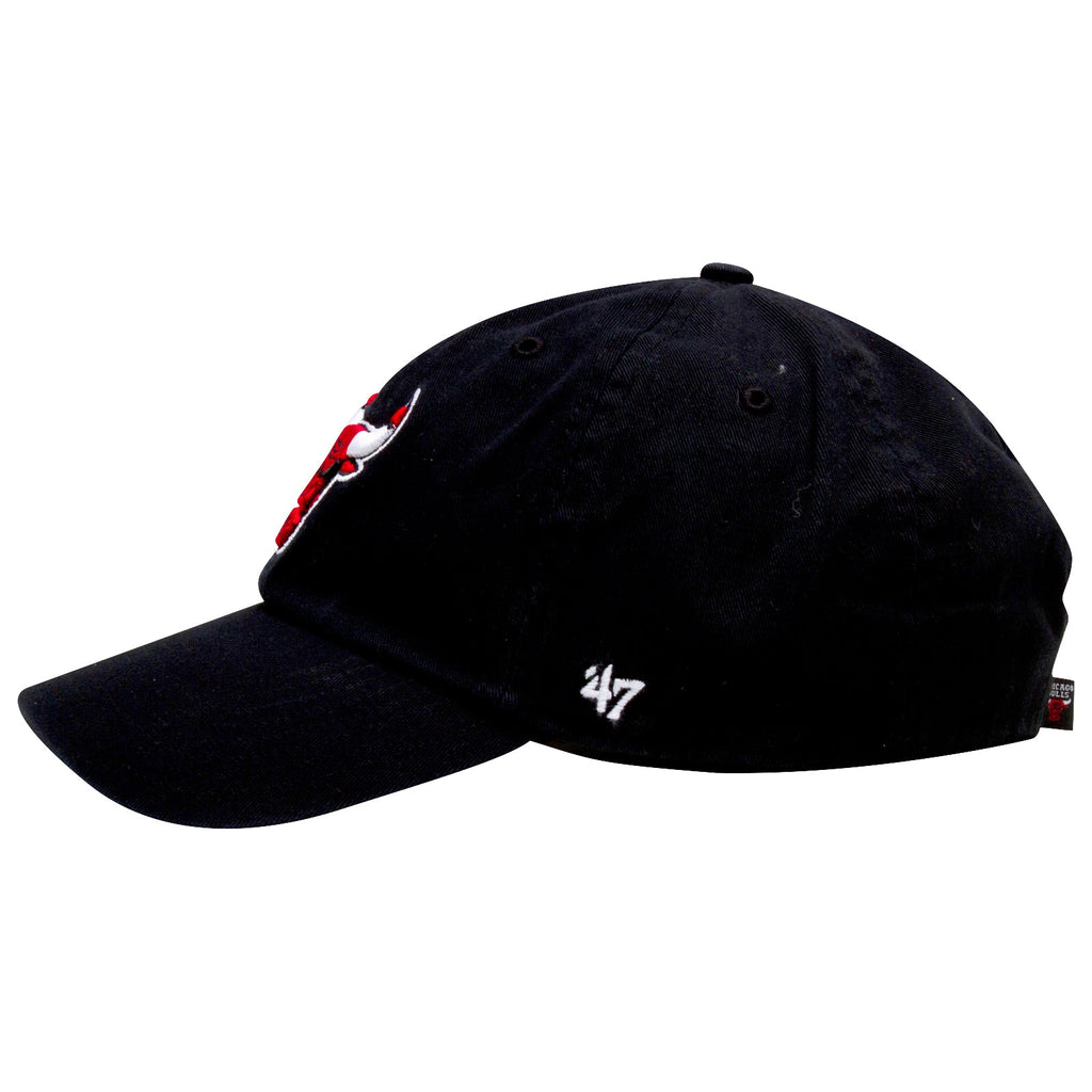 Chicago Bulls Black Primary Logo Clean Up Adjustable Hat product image 3, provided for visual reference and product detail