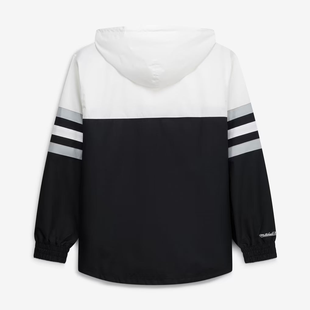 Mitchell & Ness Las Vegas Raiders Head Coach Lightweight Anorak Quarter-Zip Windbreaker product image 2, provided for visual