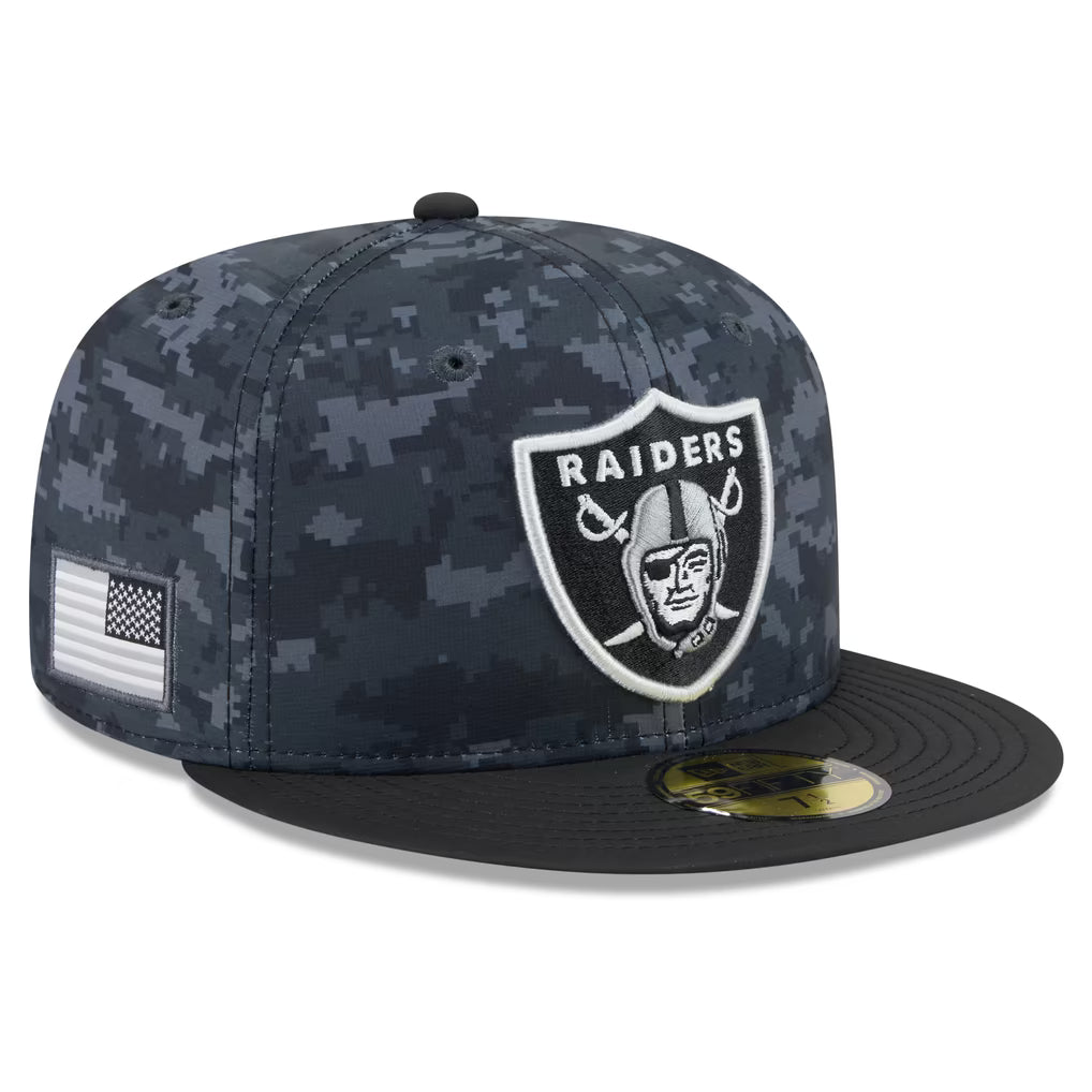 New Era Las Vegas Raiders Salute To Service 2026 59FIFTY Fitted Hat product image 1, provided for visual reference and