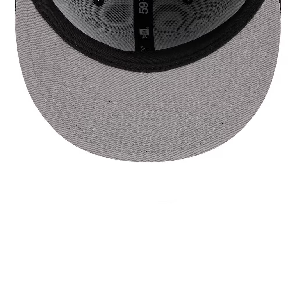New Era Boston Red Sox Bugs Bunny Swing 59FIFTY Fitted Hat product image 7, provided for visual reference and product detail