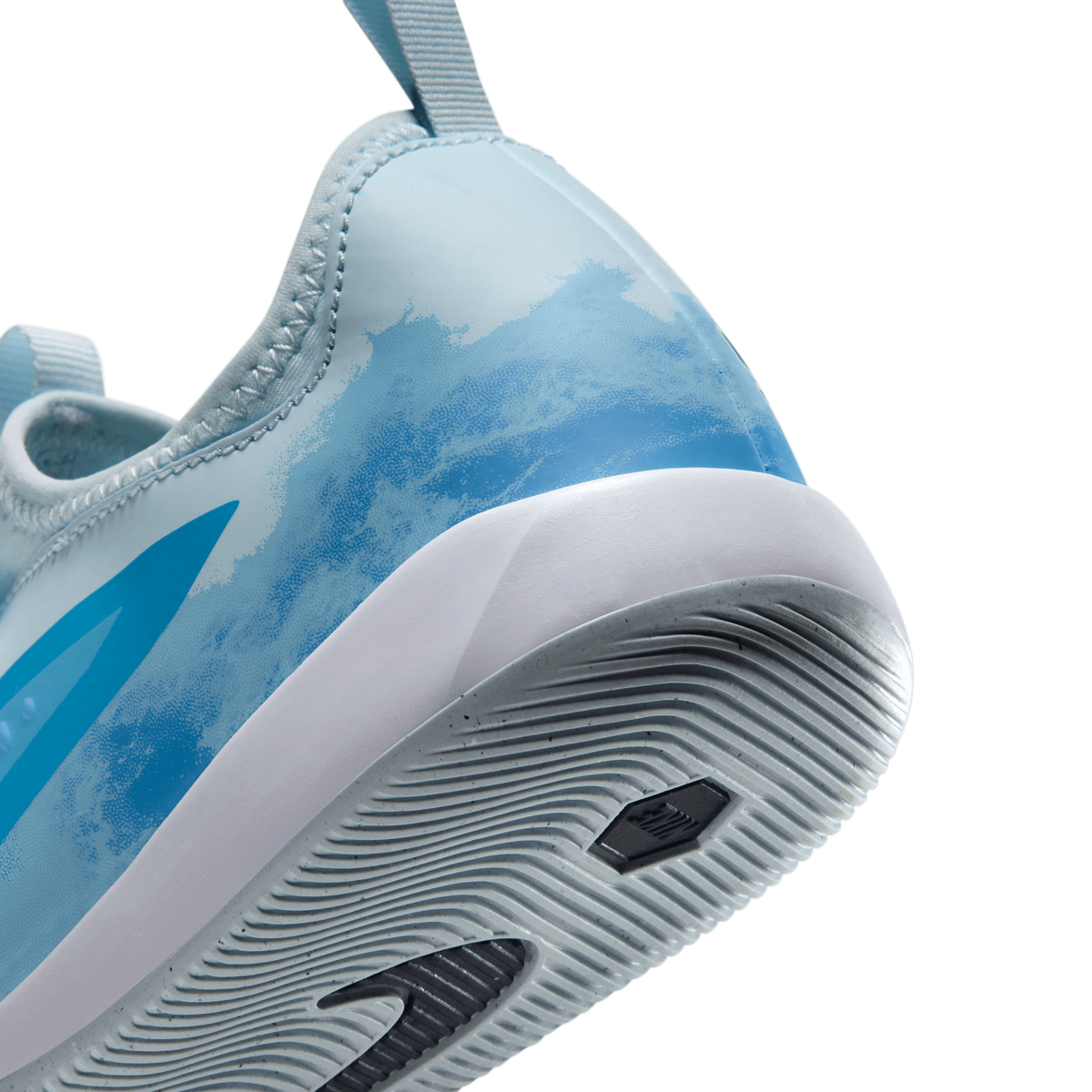Nike Jr. Phantom 6 Low Academy "Erling Haaland" IC - BALTIC BLUE/BLUE ECLIPSE-GLACIER BLUE product image 5, provided for