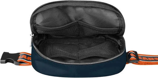 Chicago Bears Crossbody Belt 4.5’’ x 6.5’’ Bag product image 3, provided for visual reference and product detail review