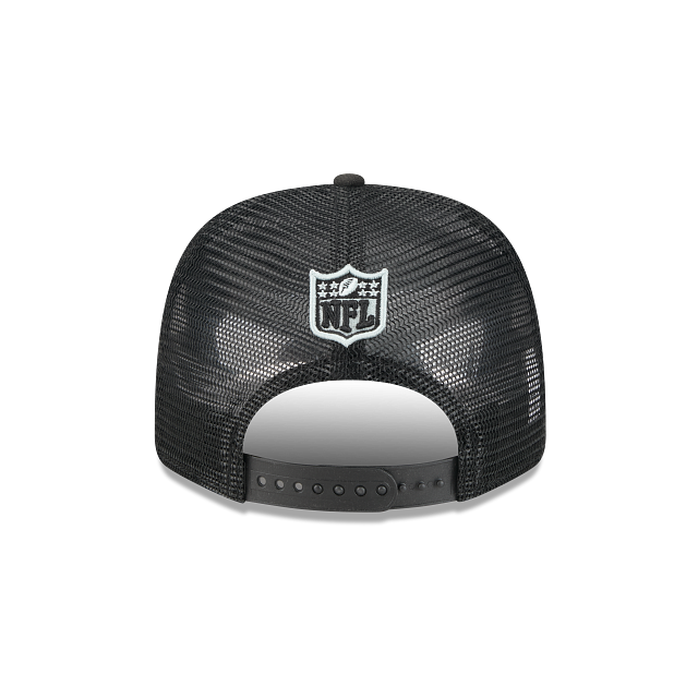 New Era Las Vegas Raiders 9SEVENTY Trucker Stretch-Snap Adjustable Hat- BLACK product image 4, provided for visual reference